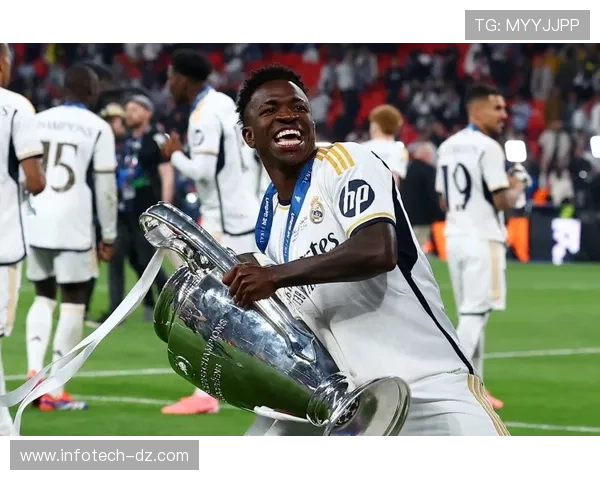 维尼修斯与萨卡：边锋稳定性与爆发力对比分析