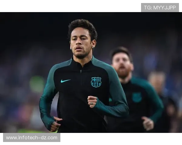 内马尔加盟巴萨决策解析：从核心到梅西身边核心拼图的转变